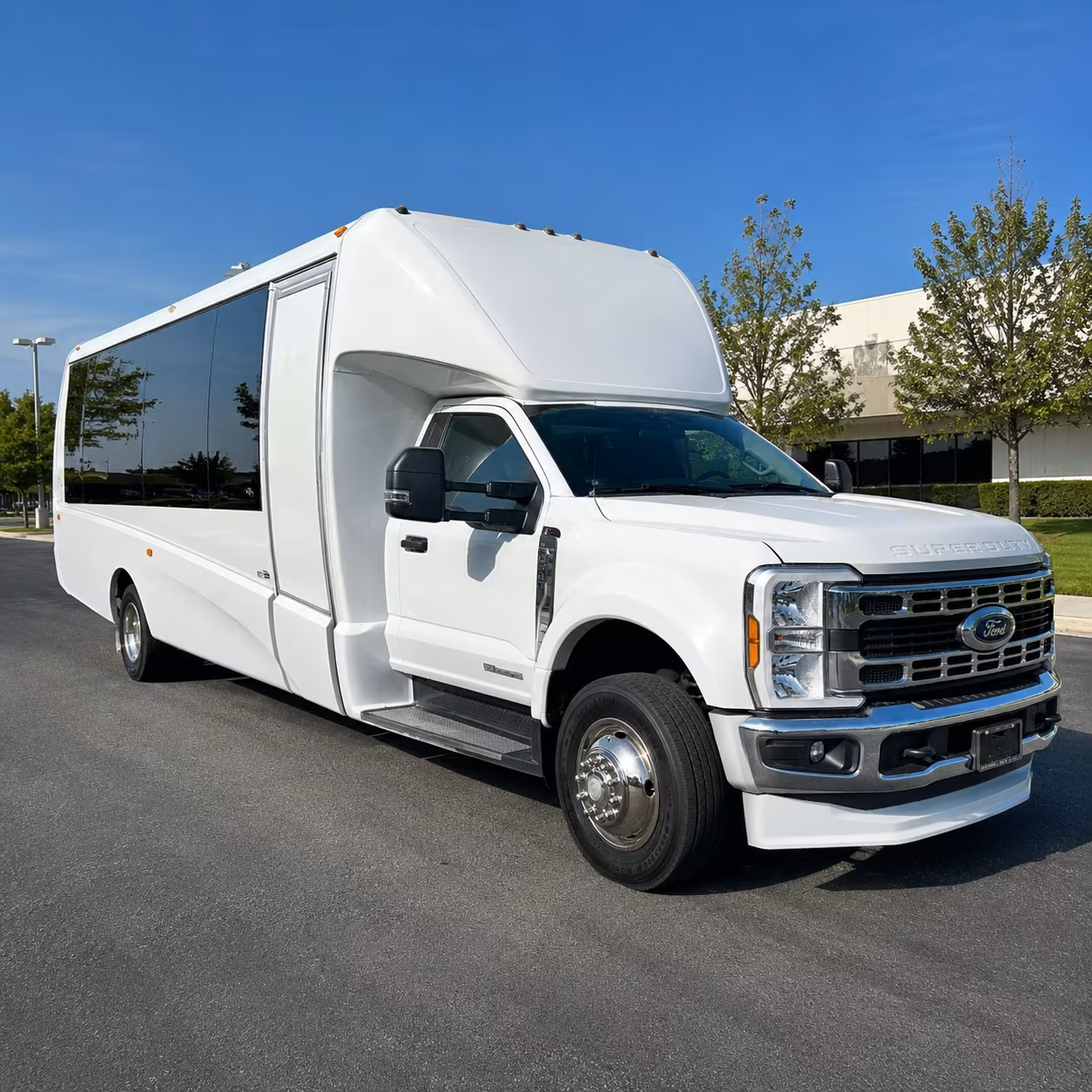 cleveland charter bus rentals for cleveland educational trips