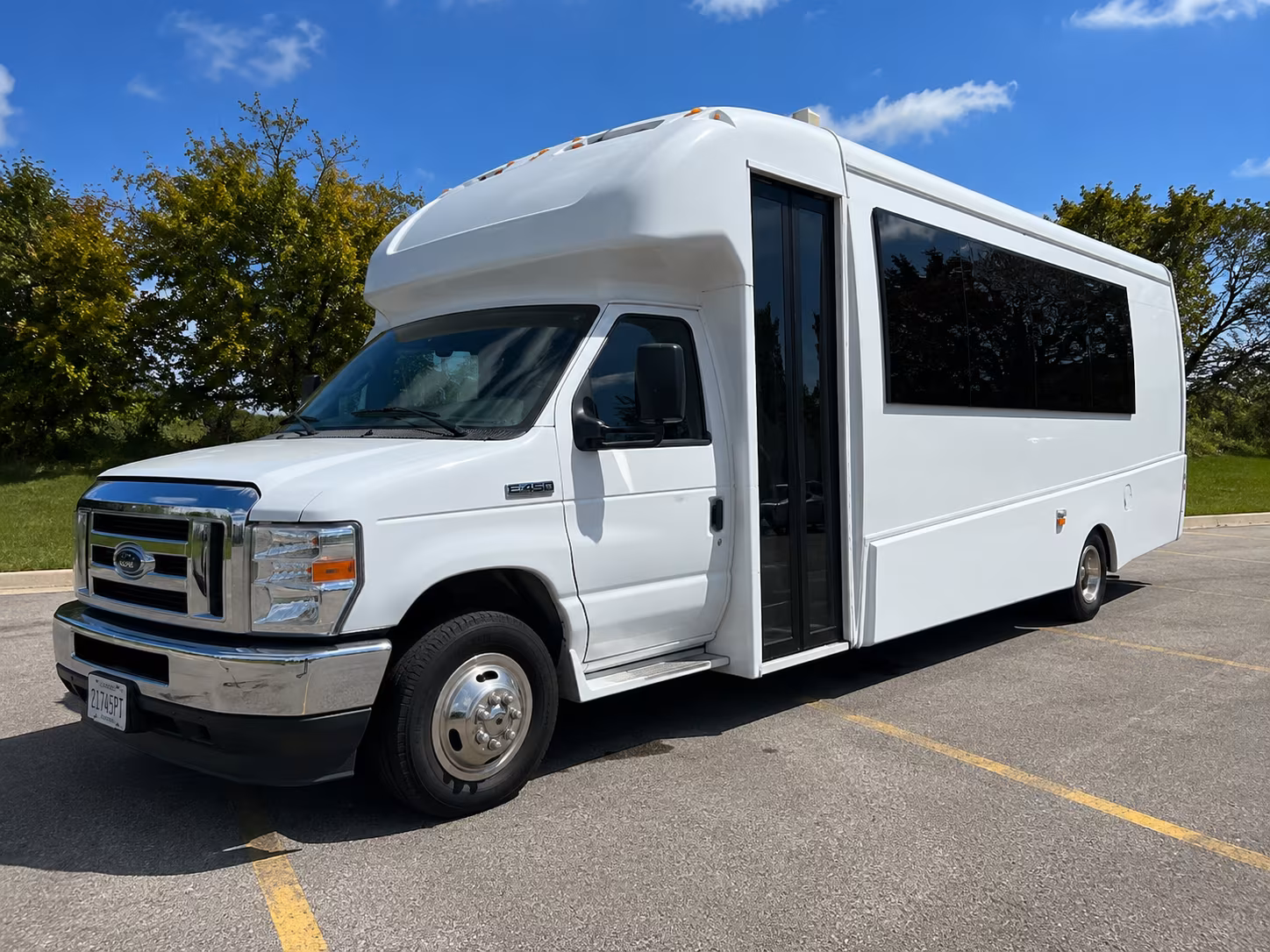 holiday party buses in euclid ohio