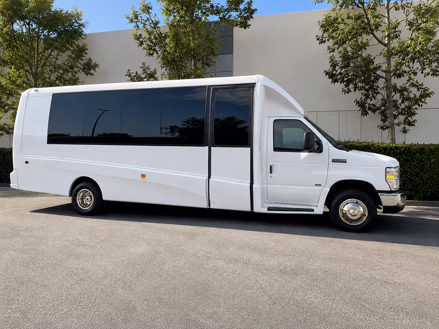 how starting location and deadhead affect charter bus rates in euclid ohio