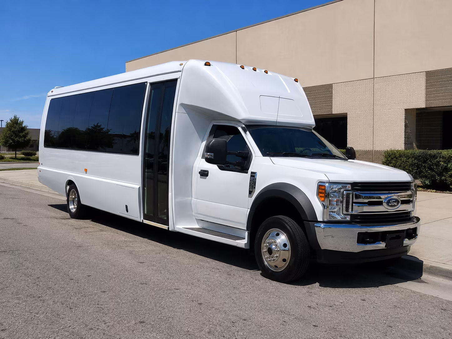 lorain charter bus rentals for lorain winery tours