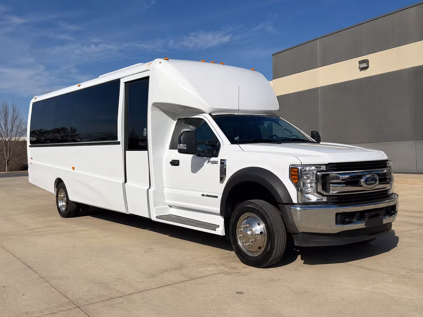 lorain charter bus rentals for sports tournaments
