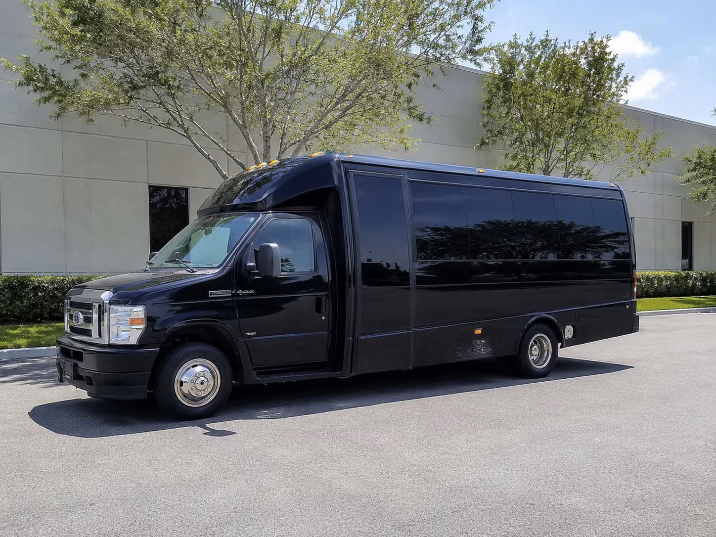 lorain group airport transfers made simple
