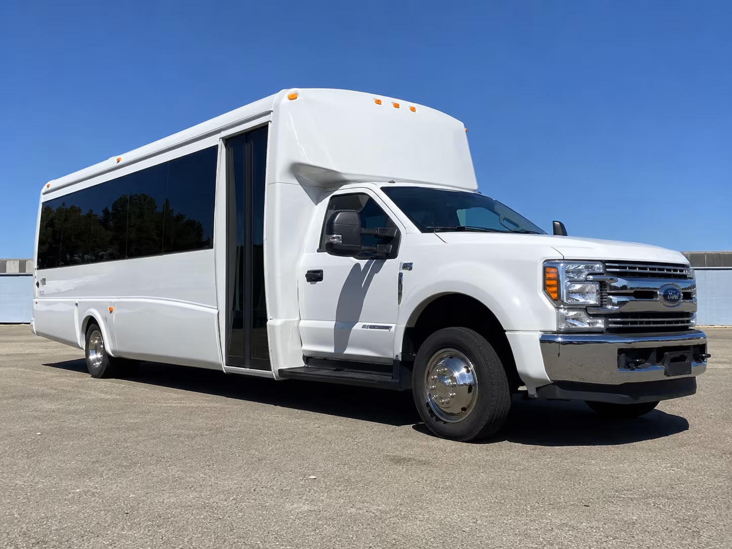 mentor charter bus transportation to mentor concerts and festivals