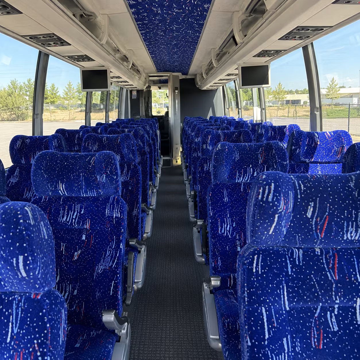 parma charter bus